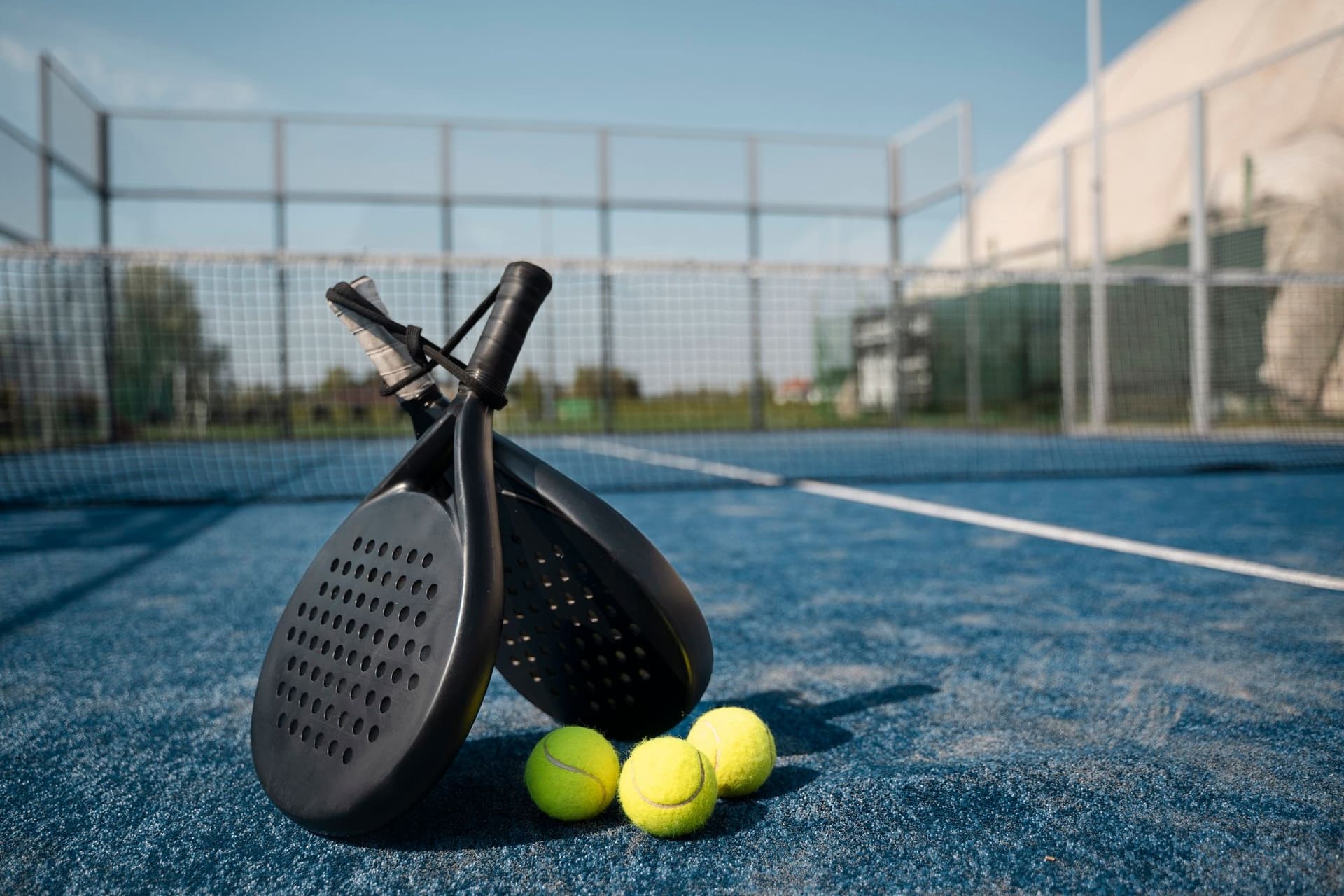 imagen tenis, padel y tiro con arco